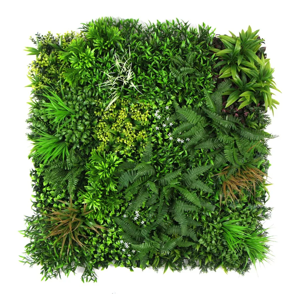 Artificial Green Walls in Congo